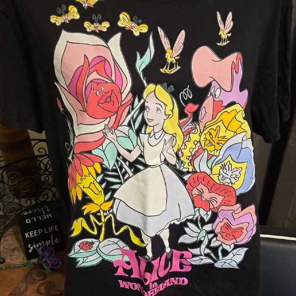 Disney Alice in Wonderland Black and Pink Short Sleeve Top - Picture 4 of 4